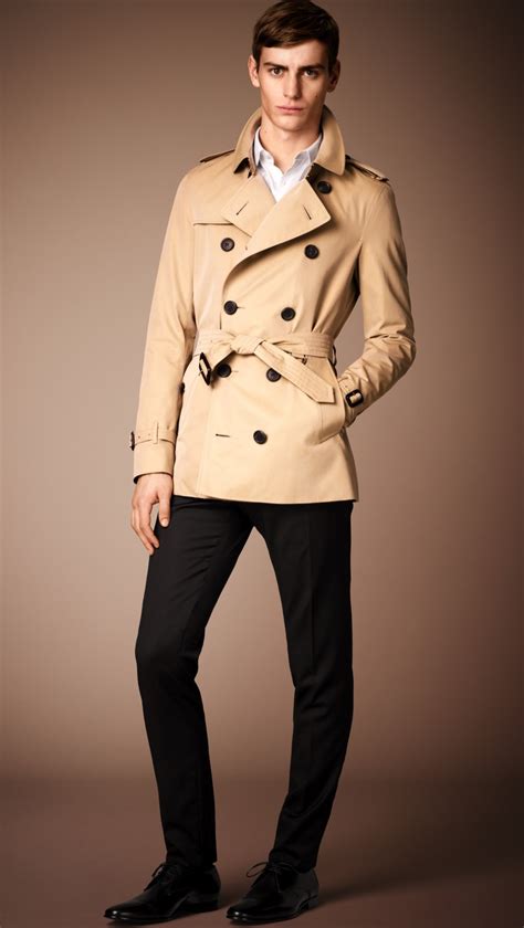 outfit trench burberry uomo|burberry iridescent trench coat.